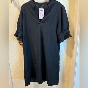 Wixor Black V-Neck Ruffle Sleeve Shift Dress